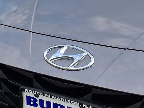 Used 2023 Hyundai Elantra SEL w/ Convenience Package image 8