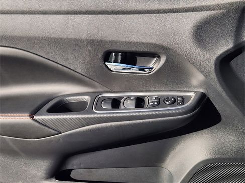 New 2025 Nissan Versa SR image 16