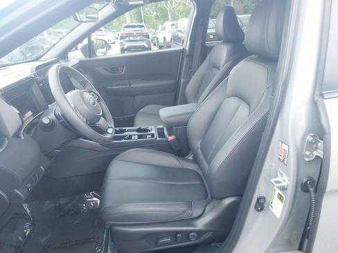 Used 2026 Subaru Outback Premium AWD/4WD image 30
