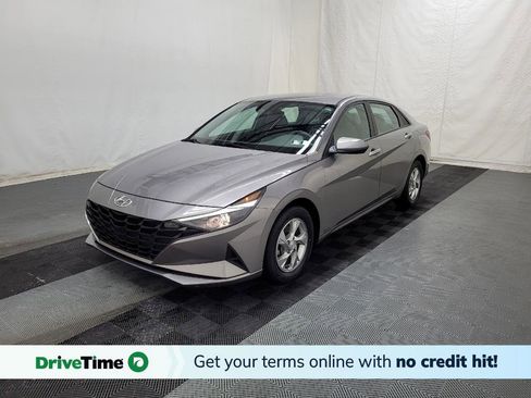 Used 2021 Hyundai Elantra SE FWD image 1