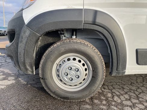 New 2025 RAM ProMaster 2500 w/ Premium Convenience Group image 23