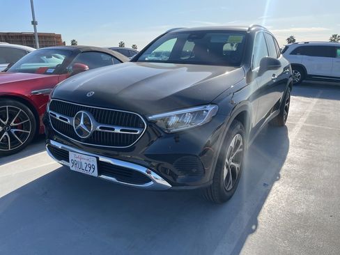 Certified 2025 Mercedes-Benz GLC 350e 4MATIC image 3