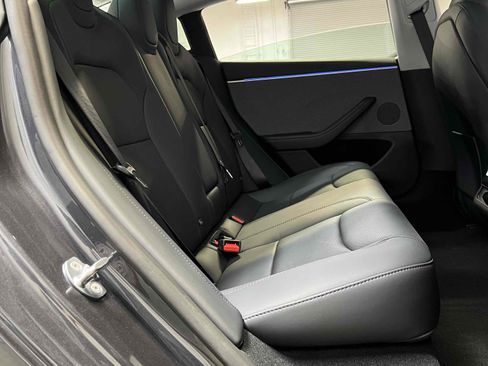 Used 2025 Tesla Model 3 Long Range image 26