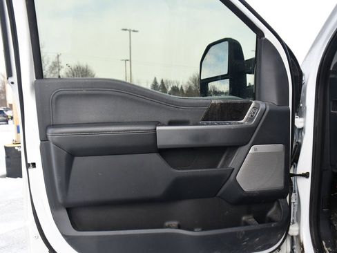 Used 2024 Ford F350 Lariat w/ Sport Appearance Package image 21