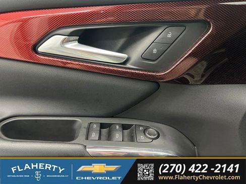 Used 2025 Chevrolet Traverse Z71 w/ Enhanced Driving Package AWD/4WD image 23