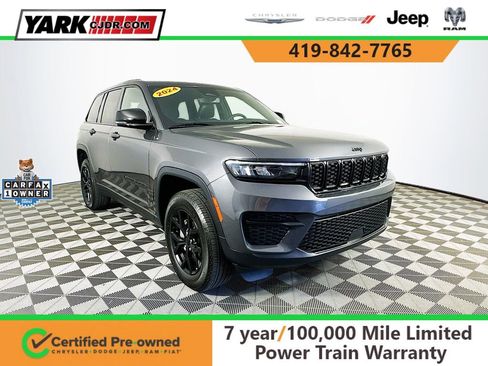 Certified 2024 Jeep Grand Cherokee Altitude AWD/4WD image 1