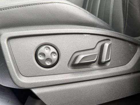 Used 2023 Audi Q5 2.0T Premium Plus w/ Premium Plus Package image 23