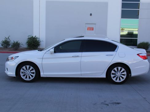 Used 2015 Honda Accord EX-L image 8