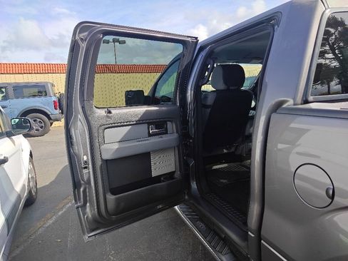 Used 2013 Ford F150 XLT w/ Luxury Equipment Group RWD image 16