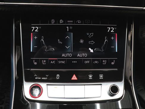 Used 2022 Audi RS Q8 AWD/4WD image 39