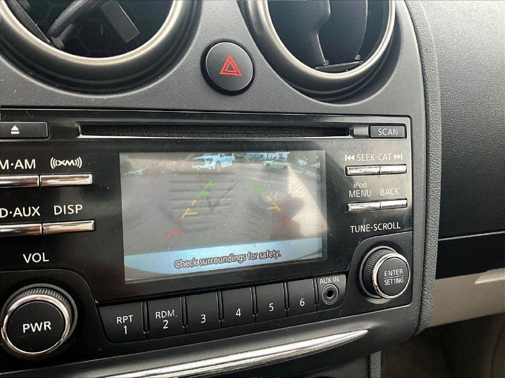 Used 2014 Nissan Rogue S w/ Convenience Package FWD image 16