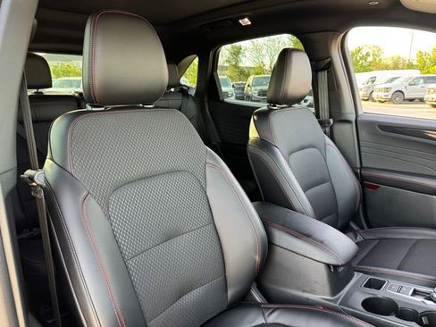 Used 2026 Ford Escape ST-Line w/ Tech Pack #1 AWD/4WD image 17