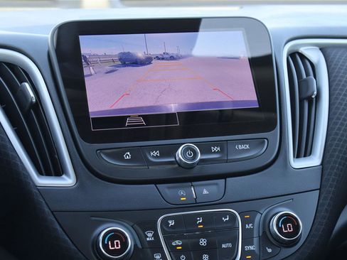 Used 2024 Chevrolet Malibu LT FWD image 24