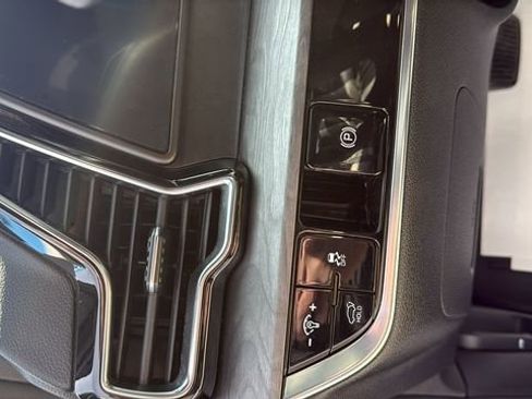 Used 2024 Kia Sportage X-Line w/ X-Line Premium Package image 16