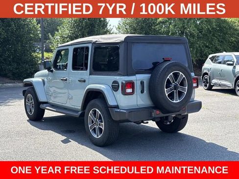 Used 2023 Jeep Wrangler Unlimited Sahara AWD/4WD image 4