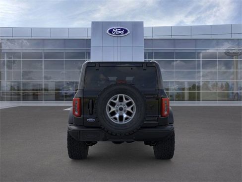 New 2025 Ford Bronco Badlands image 5