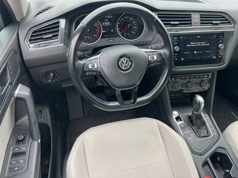 Used 2018 Volkswagen Tiguan SEL image 14
