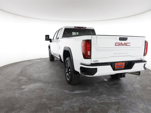 Used 2023 GMC Sierra 2500 AT4 w/ AT4 Premium Plus Package image 10
