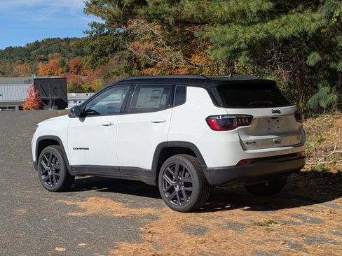 New 2026 Jeep Compass Limited image 7