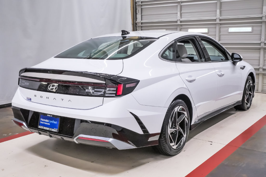Used 2026 Hyundai Sonata SEL FWD image 6
