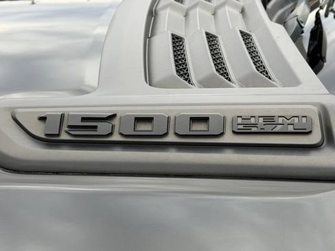 Used 2020 RAM 1500 Limited w/ Black Appearance Package AWD/4WD image 20