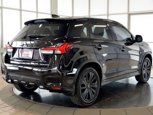 Used 2022 Mitsubishi Outlander Sport ES AWD/4WD image 9