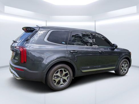 Used 2021 Kia Telluride EX FWD image 3