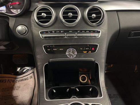 Used 2017 Mercedes-Benz C 300 4MATIC Sedan image 22
