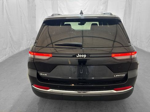 Used 2024 Jeep Grand Cherokee Limited AWD/4WD image 6