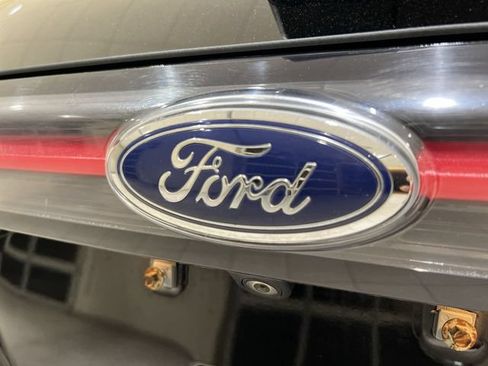 Used 2016 Ford Edge SEL w/ Equipment Group 201A FWD image 28