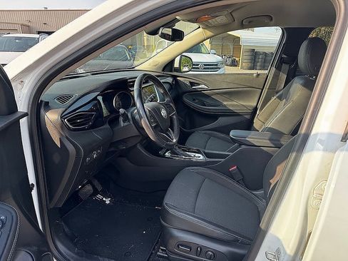 Used 2021 Buick Encore GX Preferred w/ Cold Weather Comfort Package FWD image 14