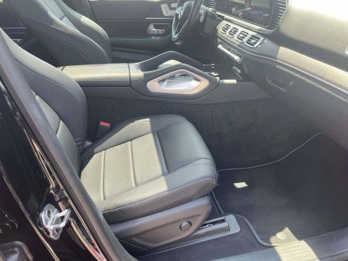 Used 2025 Mercedes-Benz GLE 350 4MATIC w/ AMG Line Exterior image 22