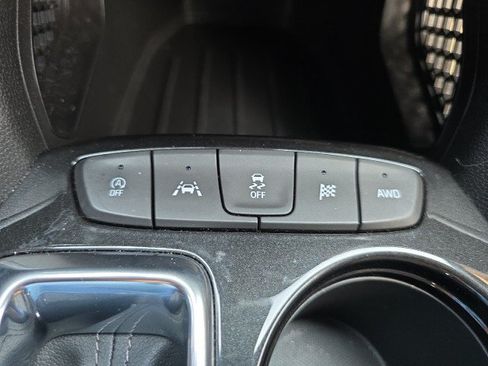 Used 2021 Chevrolet TrailBlazer ACTIV w/ Convenience Package AWD/4WD image 24