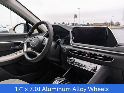 Used 2023 Hyundai Sonata SEL w/ Preferred Accessory Package image 11