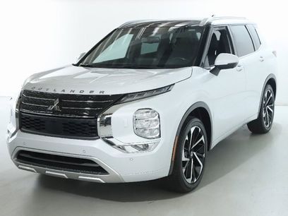 Used 2023 Mitsubishi Outlander SEL