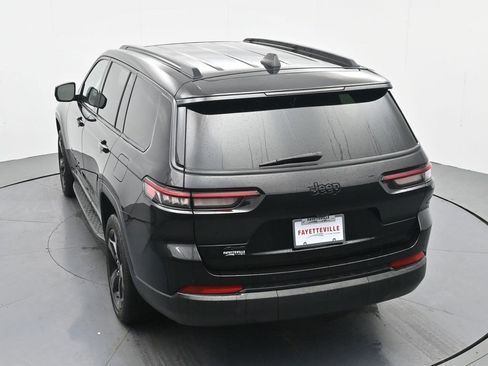 Used 2023 Jeep Grand Cherokee L Laredo AWD/4WD image 23