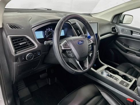 Certified 2024 Ford Edge SEL w/ Convenience Package AWD/4WD image 16