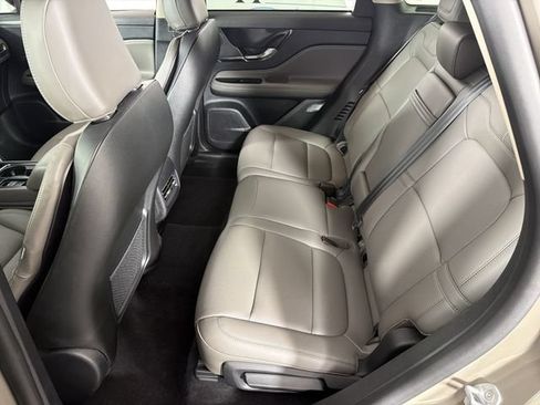 Used 2026 Lincoln Corsair Premiere FWD image 15