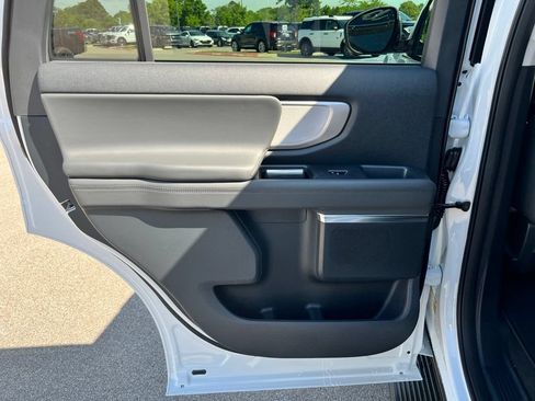 New 2026 Ford Expedition Active RWD image 10