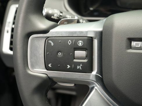 Used 2024 Land Rover Discovery Dynamic SE AWD/4WD image 38