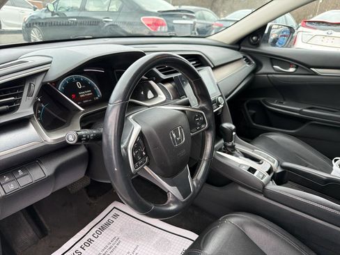 Used 2017 Honda Civic Touring image 17