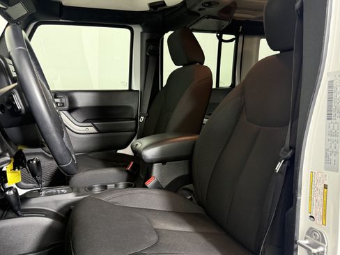 Used 2015 Jeep Wrangler Unlimited Sport w/ Quick Order Package 24S image 4