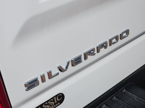 New 2026 Chevrolet Silverado 1500 W/T w/ WT Value Package image 9