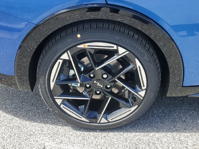 New 2026 Kia K4 GT-Line FWD image 5