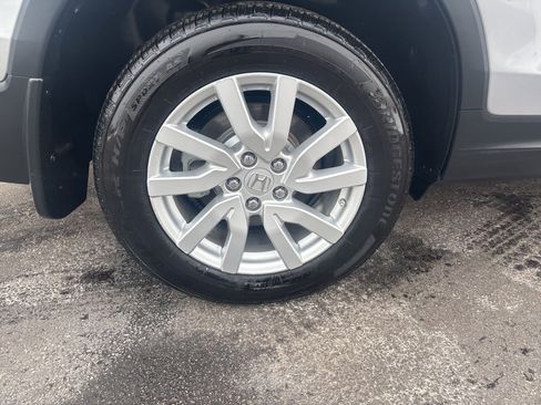 Used 2019 Honda Pilot LX image 2