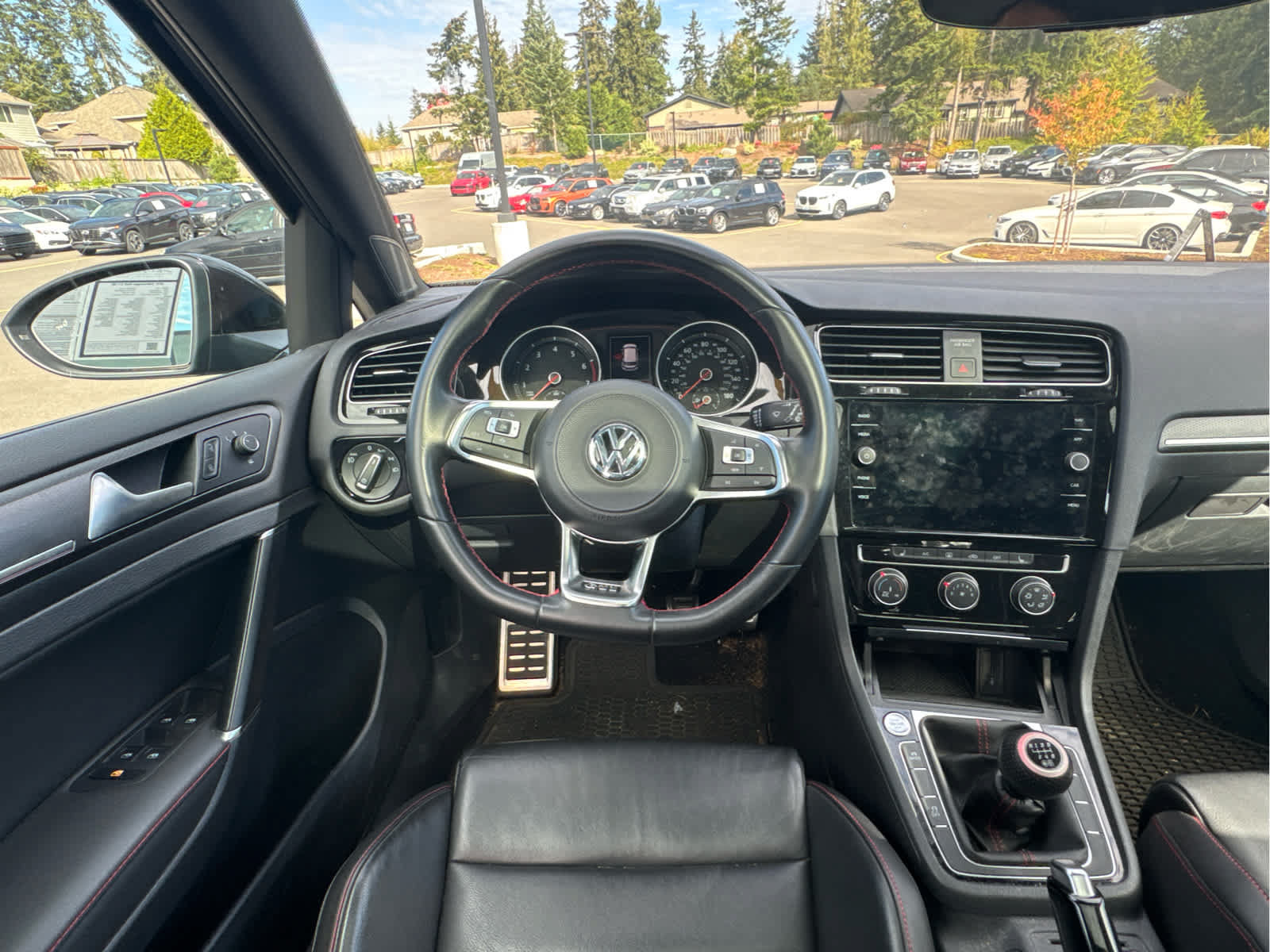 Used 2021 Volkswagen GTI SE FWD image 7