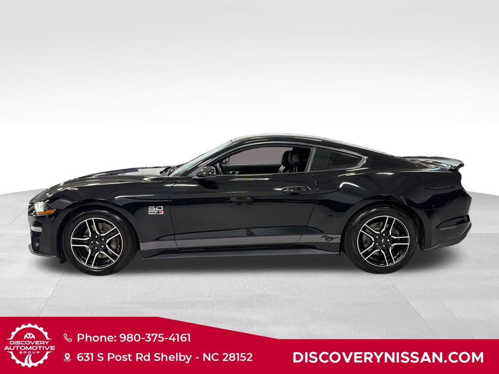 Used 2020 Ford Mustang GT Premium w/ Equipment Group 401A RWD image 9