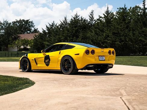 Used 2006 Chevrolet Corvette Z06 w/ Preferred Equipment Group image 11