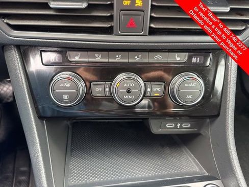 Used 2024 Volkswagen Jetta SE image 27