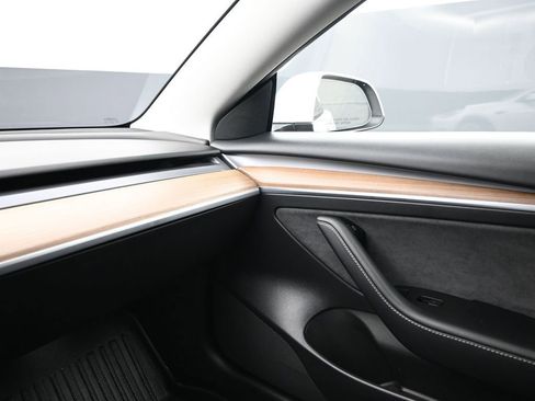 Used 2022 Tesla Model 3 Long Range image 15